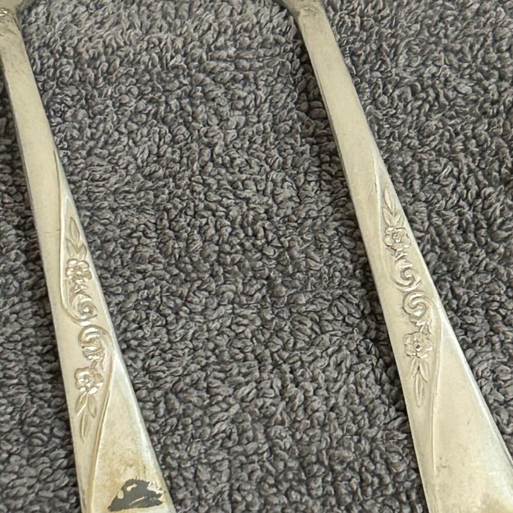Vintage 1953 Revelation II Silverplate 2 Spoons by International Silver Bridal - Picture 2 of 10